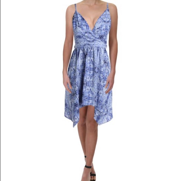 Aqua Dresses & Skirts - AQUA Dress Blue Paisley S/L Handkerchief hem NWT S